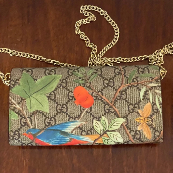 Gucci Floral Wallet on Chain Clutch - Picture 3 of 7